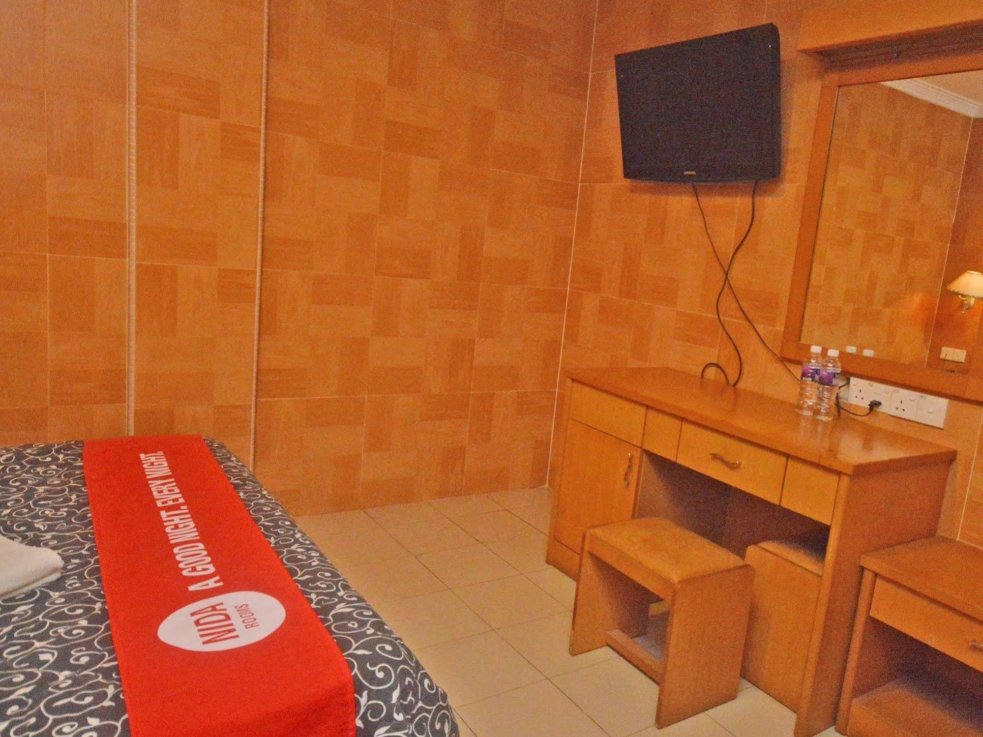 Nida Rooms Nagoya Business Center Batam Exterior foto